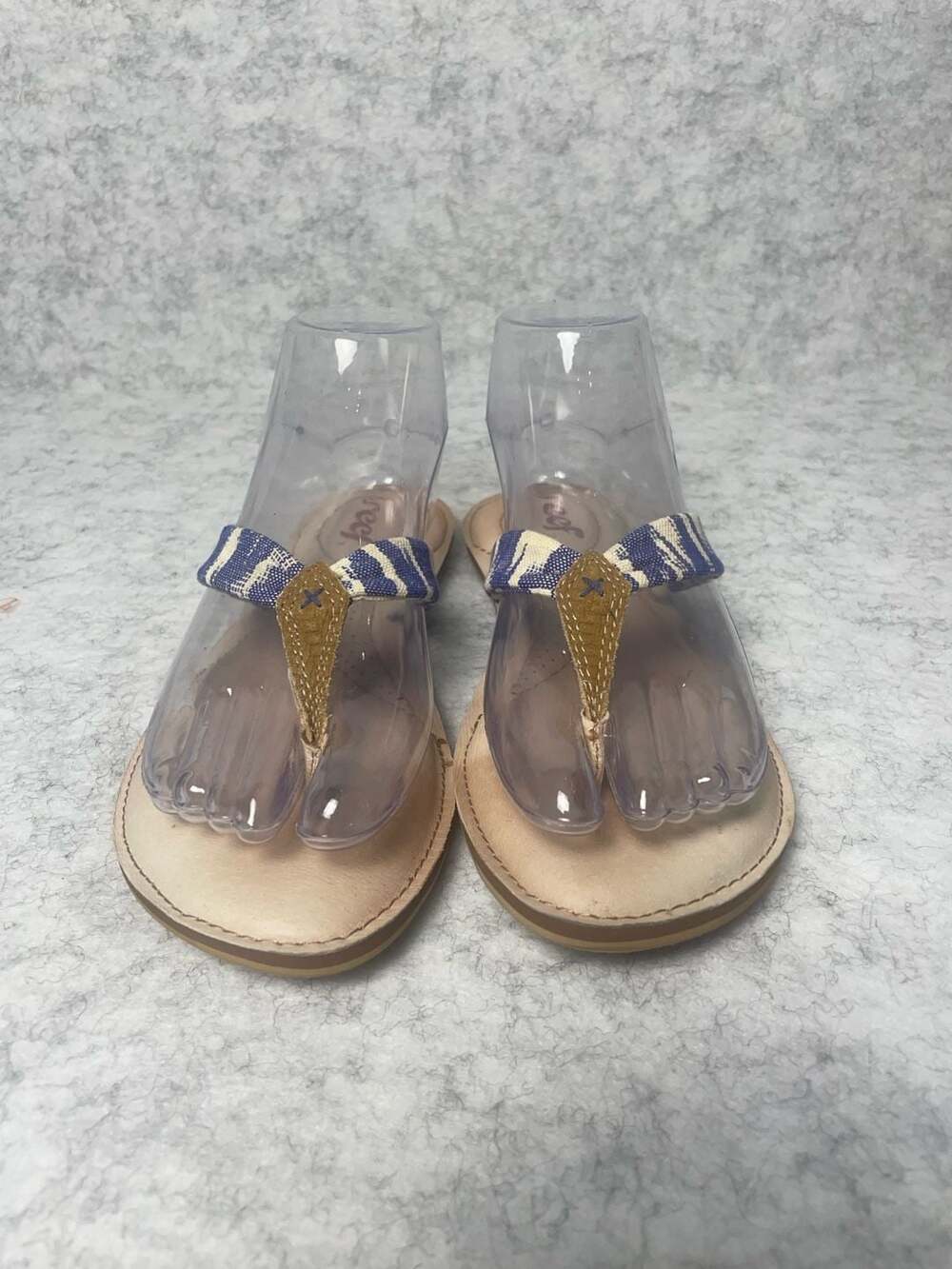 Reef Women's Blue and White Striped Thong Sandals Size 7